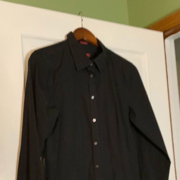 Talbots size 12 Ladies blouse in Black.Cotton blend. Long sleeved classic style. - Picture 6 of 8